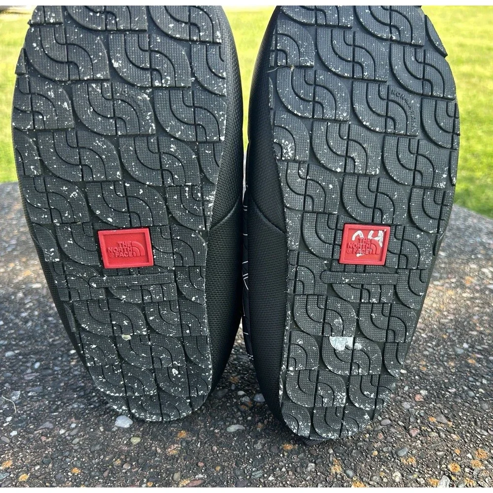 The North Face ThermoBall Traction Booties Men’s 7 Winter Boot Black White